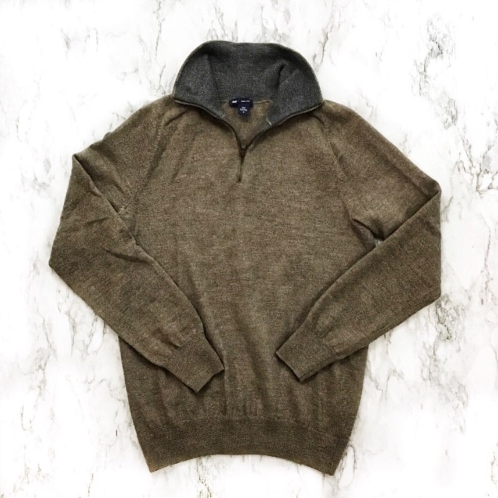 Gap tan Italian merino wool sweater